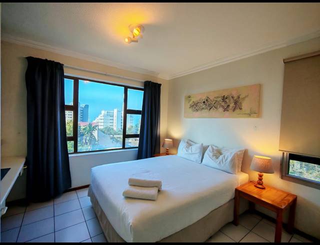 2 BEDROOM APARTMENT FOR SALE IN UMHLANGA CENTRAL